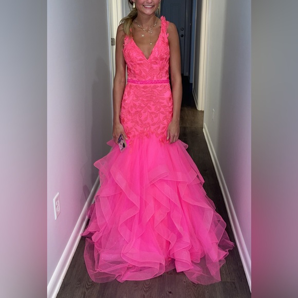 Dresses & Skirts - Vibrant Pink Sleeveless Gown